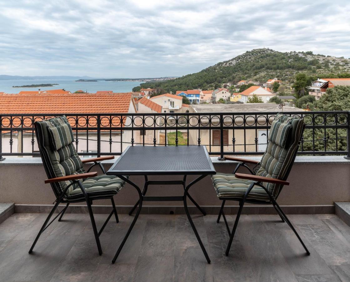 Apartmani Dalmacija Драге Екстер'єр фото