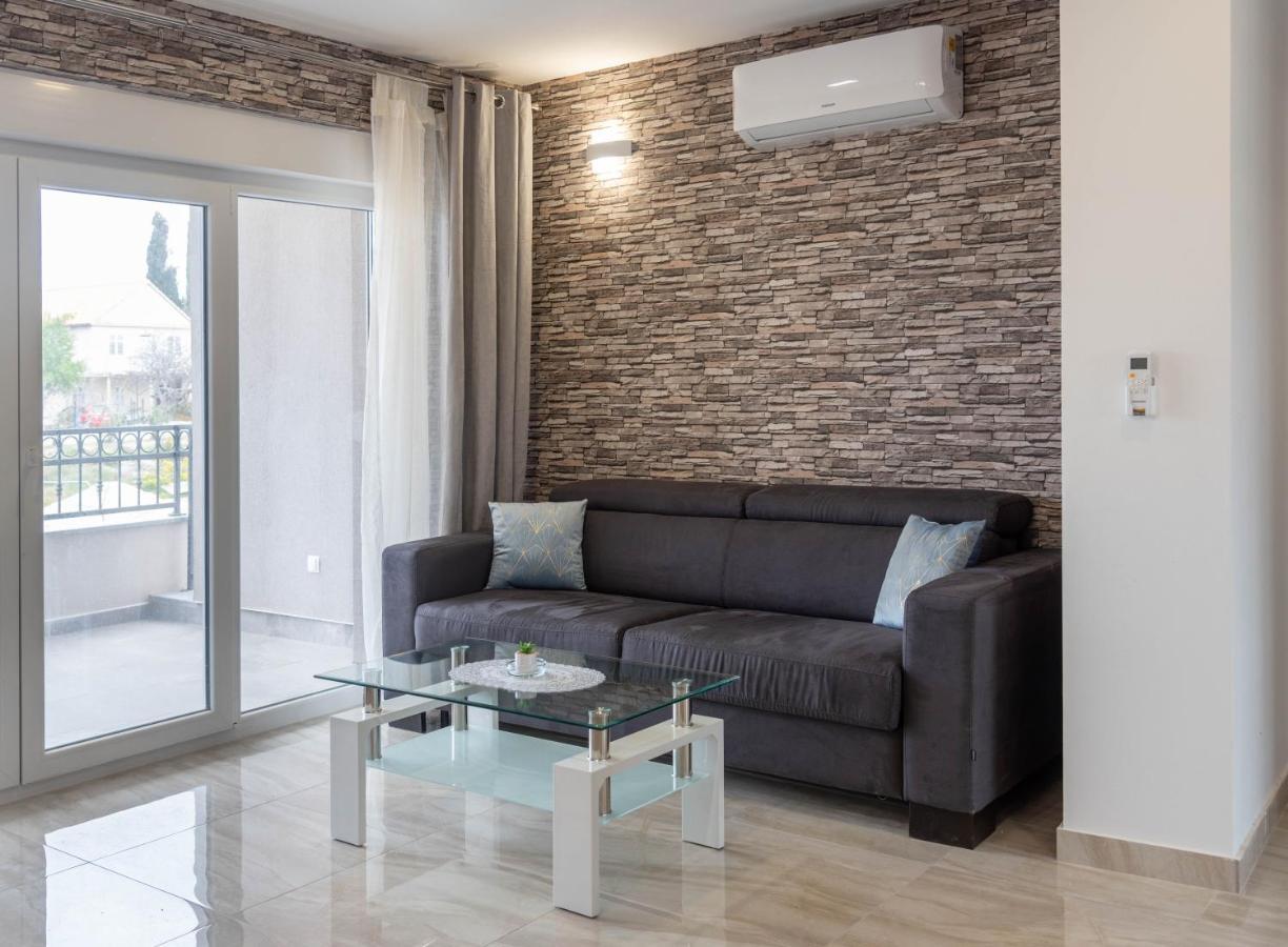 Apartmani Dalmacija Драге Екстер'єр фото